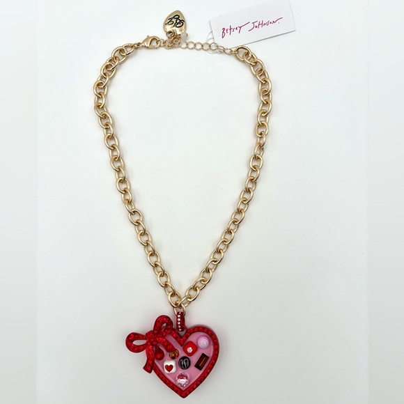 Betsey Johnson Valentine Candy Heart Necklace 💖 Kawaii Red Rhinestone Charm NWT - Picture 3 of 7